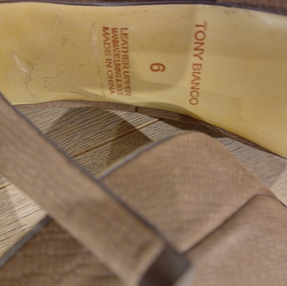 Tony Bianco Cinnamon Peep Toe platform heels size 6 - Picture 5 of 5